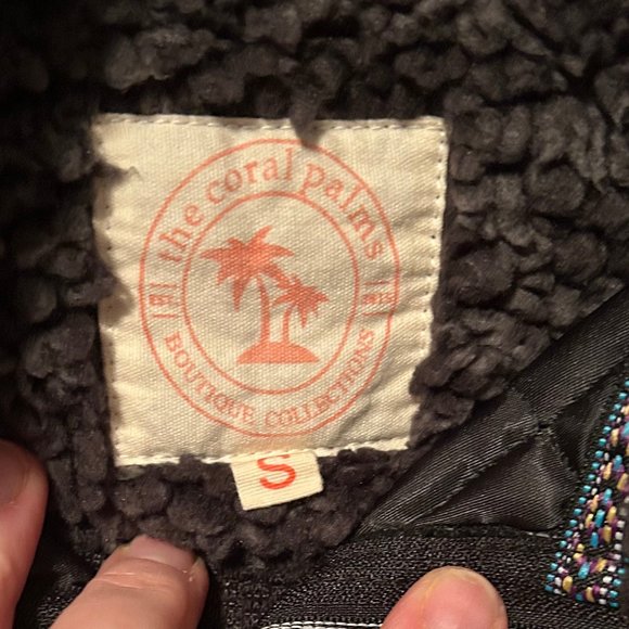 Black Faux Sherpa Quilted Quarter Zip - Picture 3 of 4